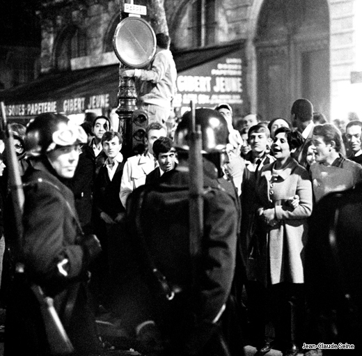 Mai 68 - Paris - Boulevard Saint Michel